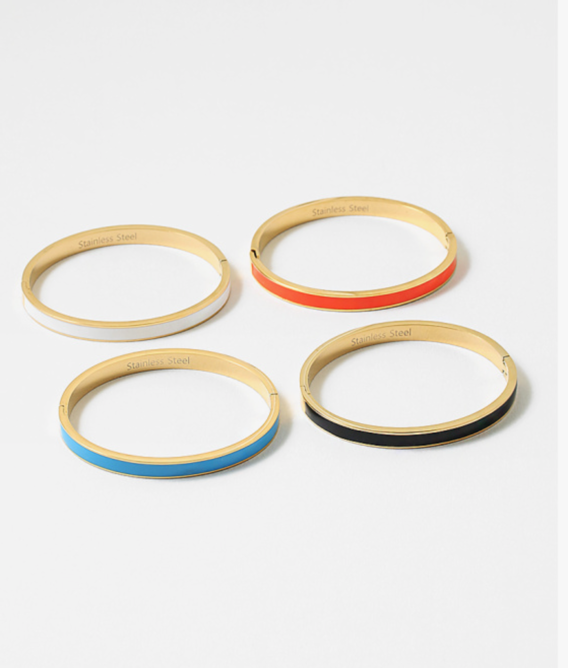 Bangle with colored enamel insert